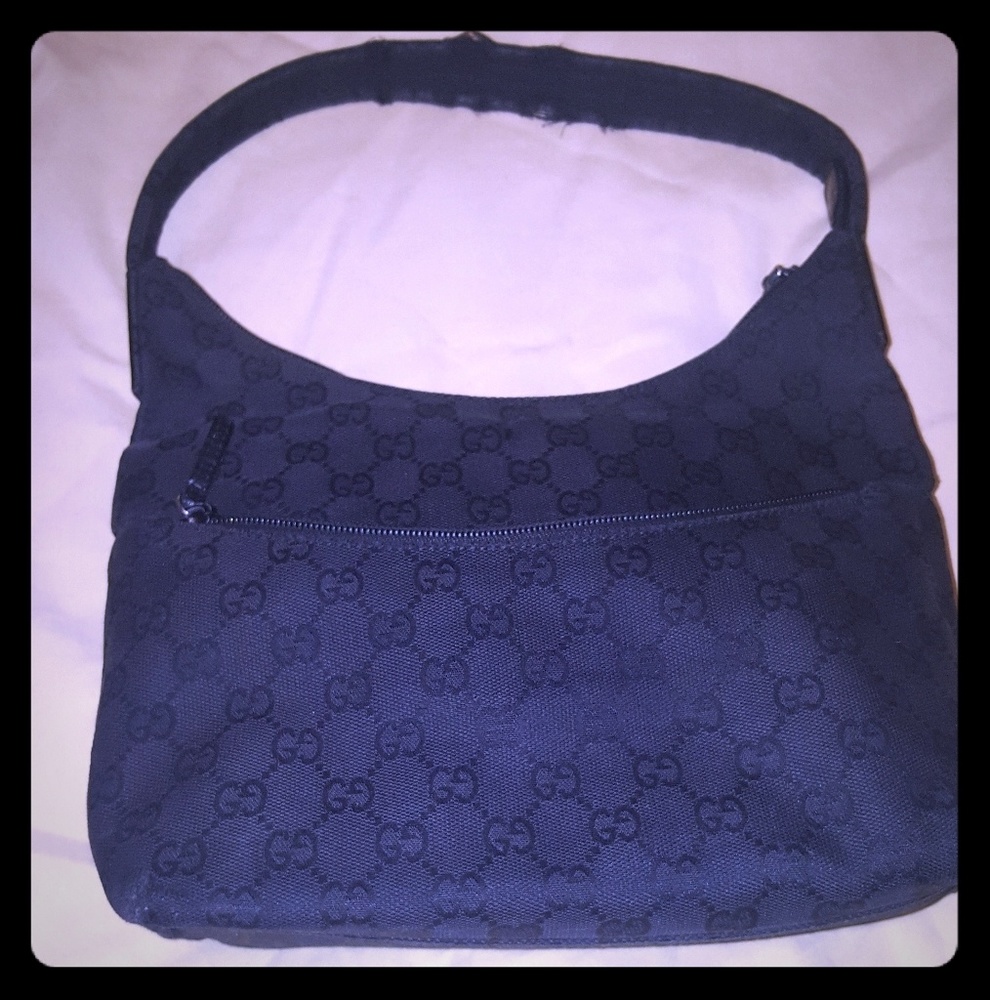 Authentic black Gucci purse